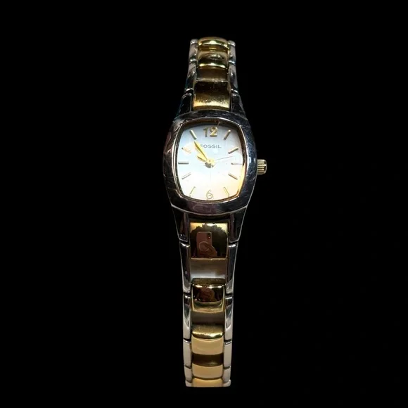 W1 WOMAN'S FOSSIL F2 ES9525 STAINLESS STEEEL-GOLD TONE  30M WATCH 5066 - Picture 2 of 15
